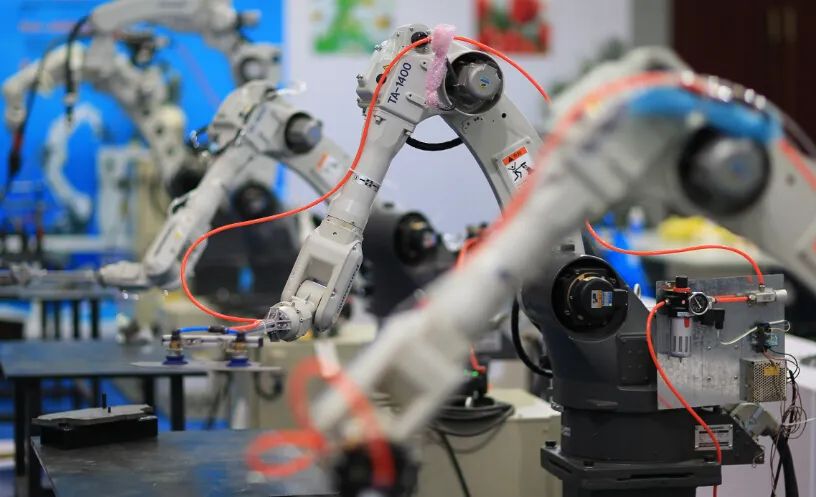 机器人展会教您工业自动化机器人如何精准选型？